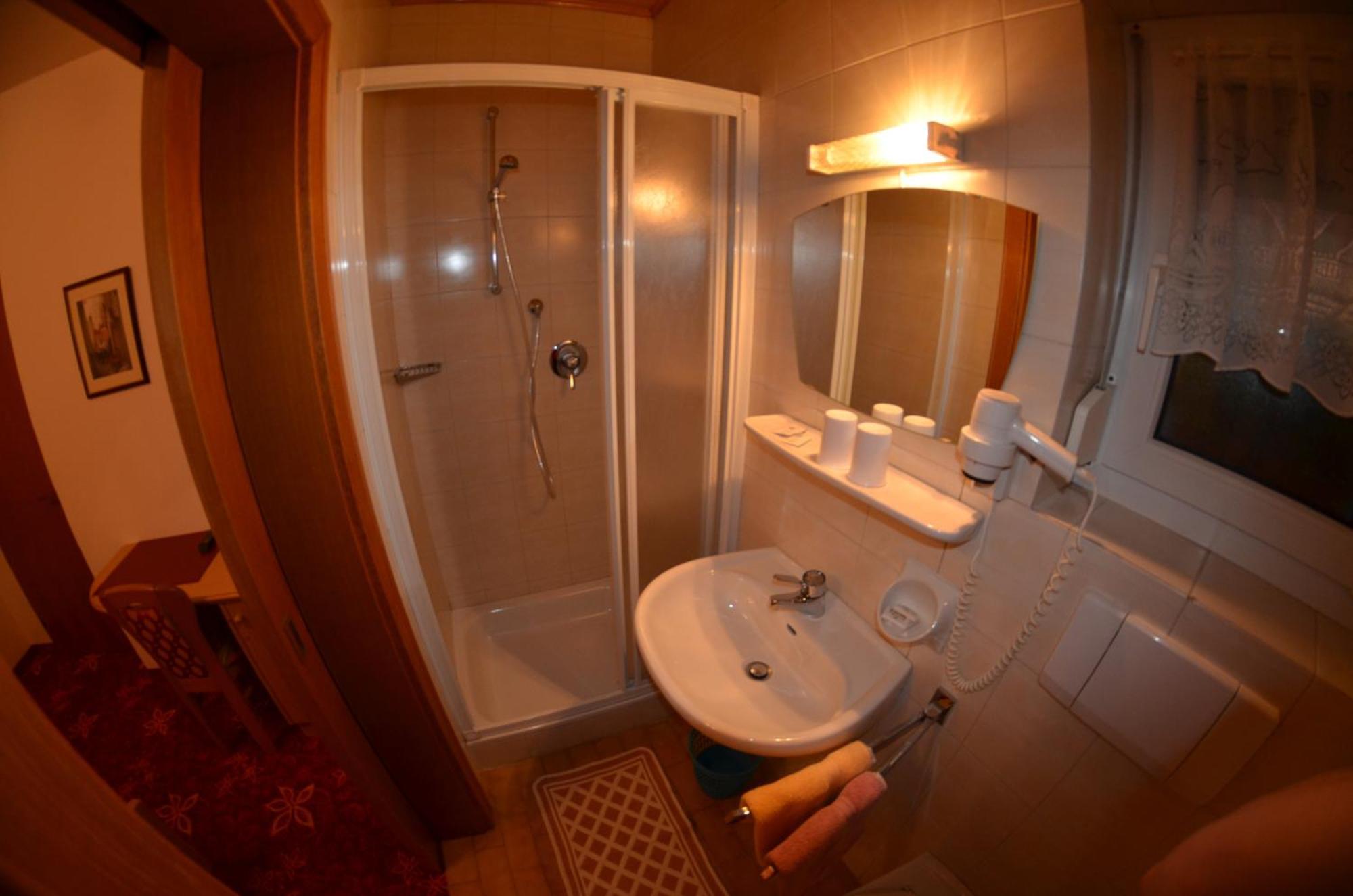 Large Single Room