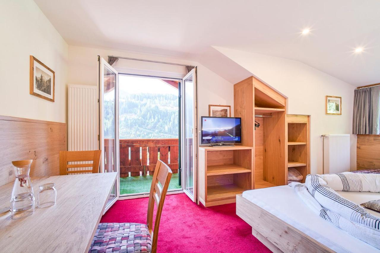 Two-Bedroom Apartment Mountain View